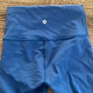 Lululemon blue leggings. Size 4. Wonder train 21 inch